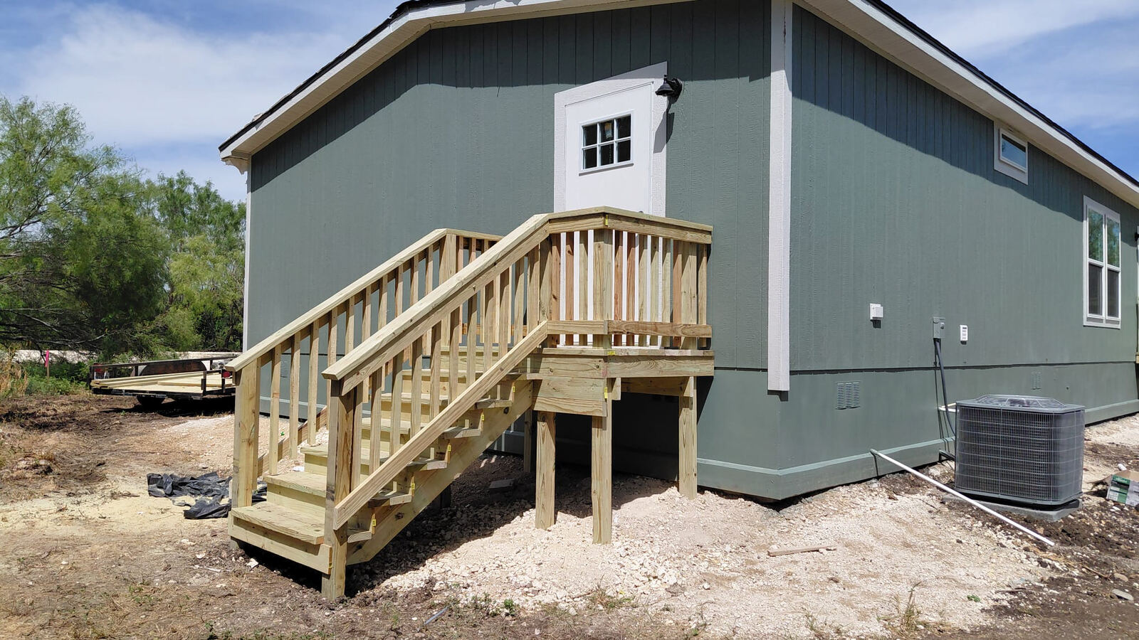 TX Elite deck and skirting work